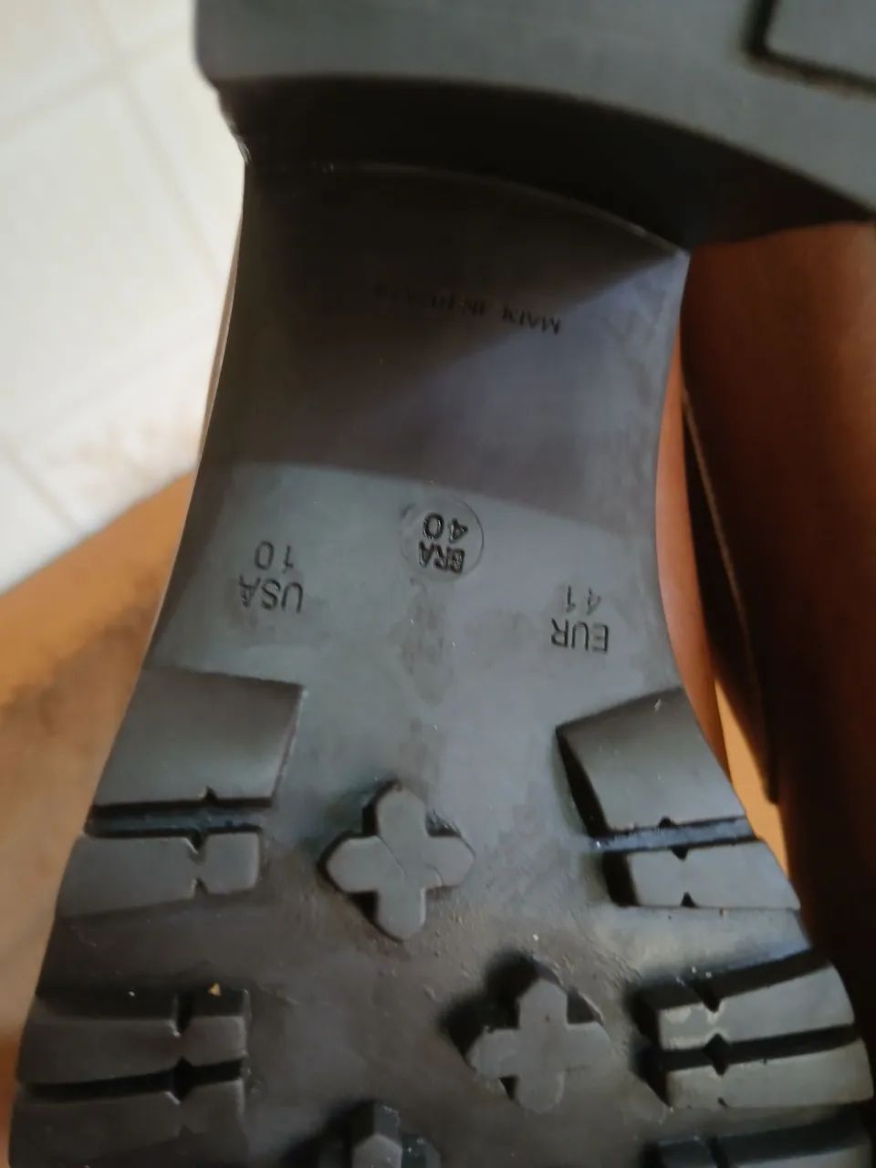 bota de couro legítimo marrom,  da marca Sollas - Foto 5
