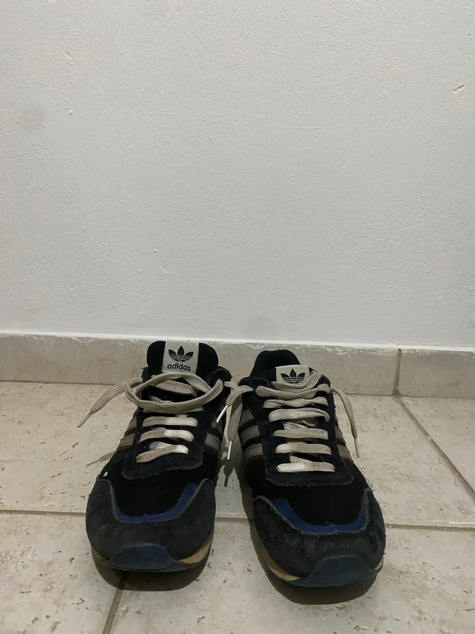 Tênis Adidas