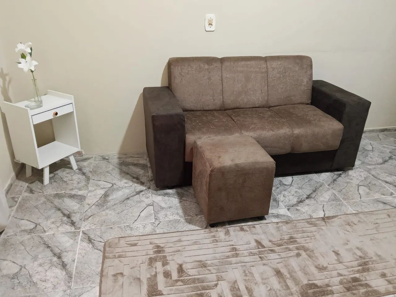 Sofá Em Preço De Queima De Estoque. Lindo e confortável 