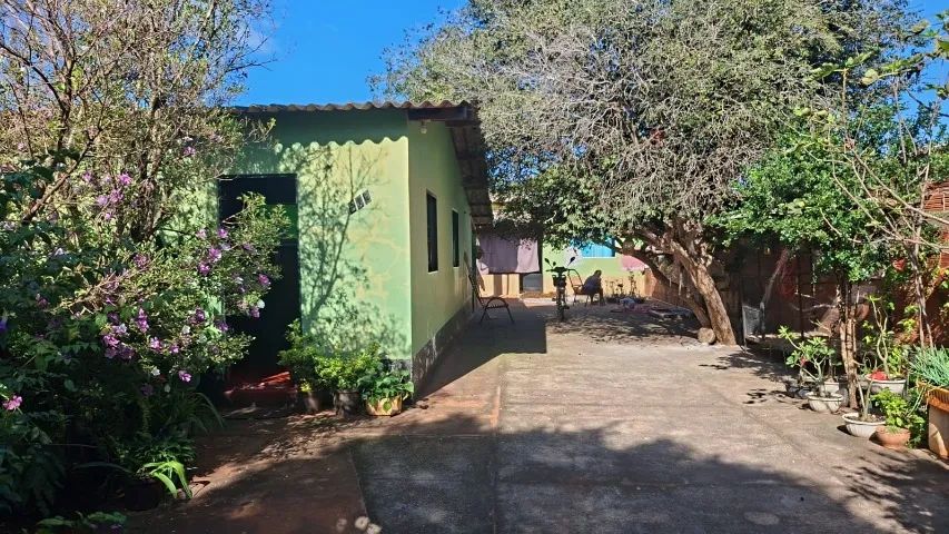 Vende-se casa