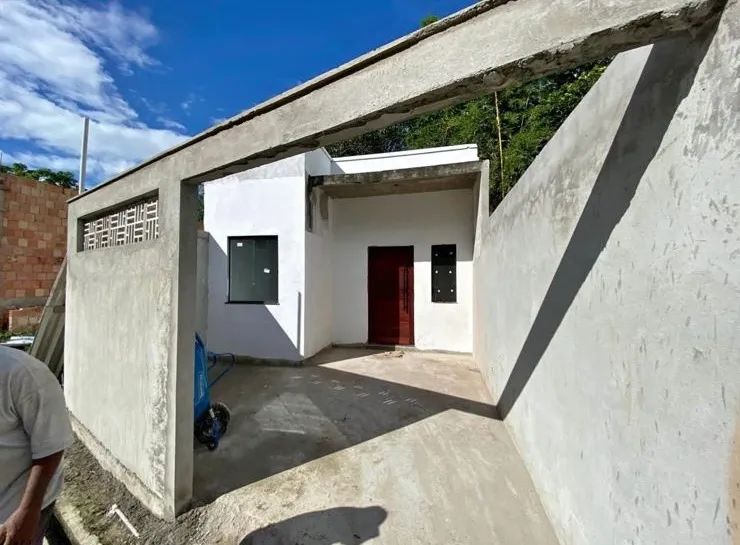 Casa a venda ( ainda em estado de acabamento)
