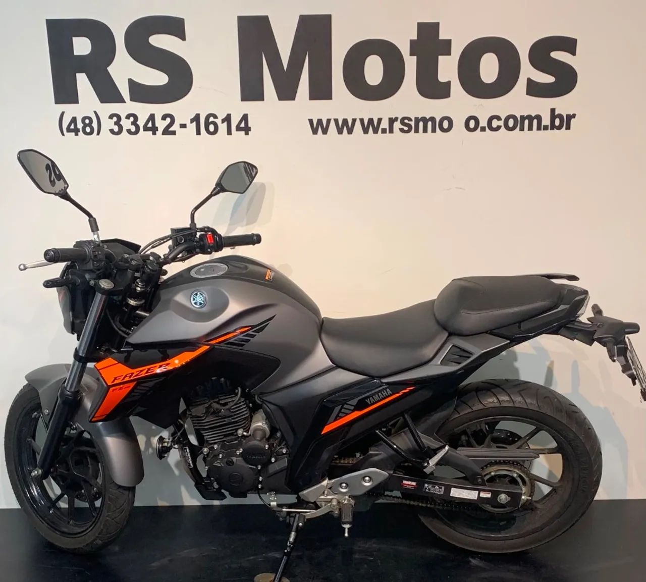 FZ25 FAZER  - Foto 4