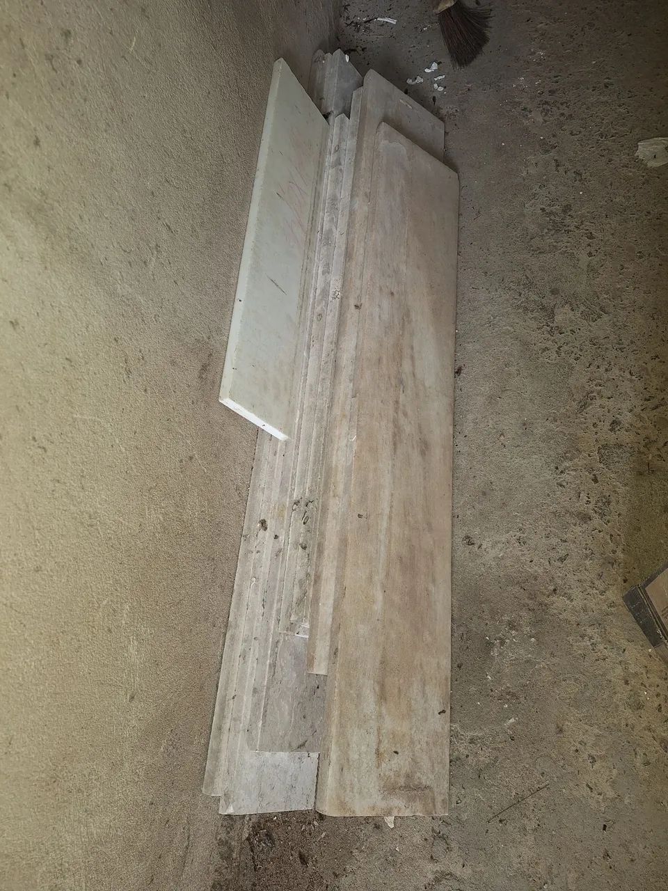 Soleiras e piso porcelanato
