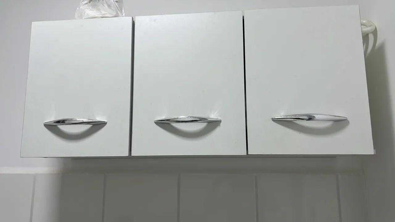 Armário cozinha ou banheiro 