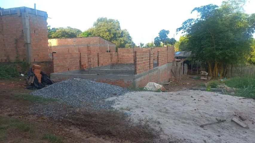 TERRENO COM CASA EM COMSTRUCAO