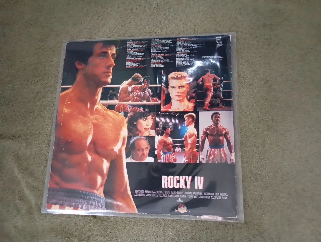 Lp Disco Vinil ROCKY IV ótimo estado  - Foto 2