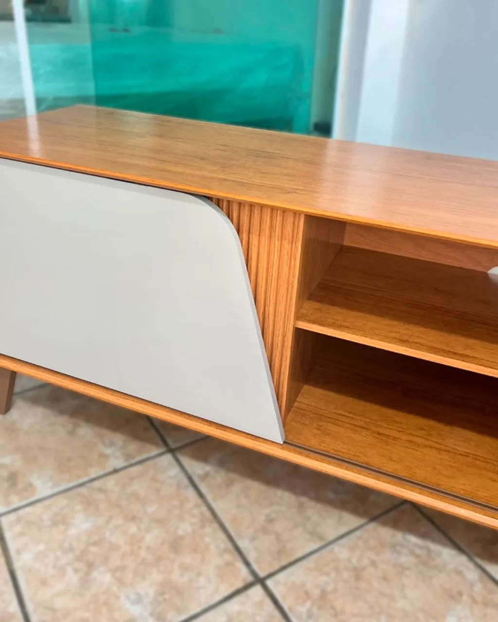 Rack para TV até 43' Polegadas com Porta de Correr - Produto NOVO - Pronta Entrega - Foto 2