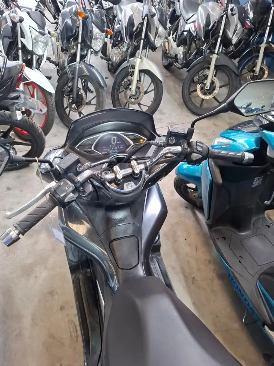 Honda PCX 150cc 2022 - Foto 5