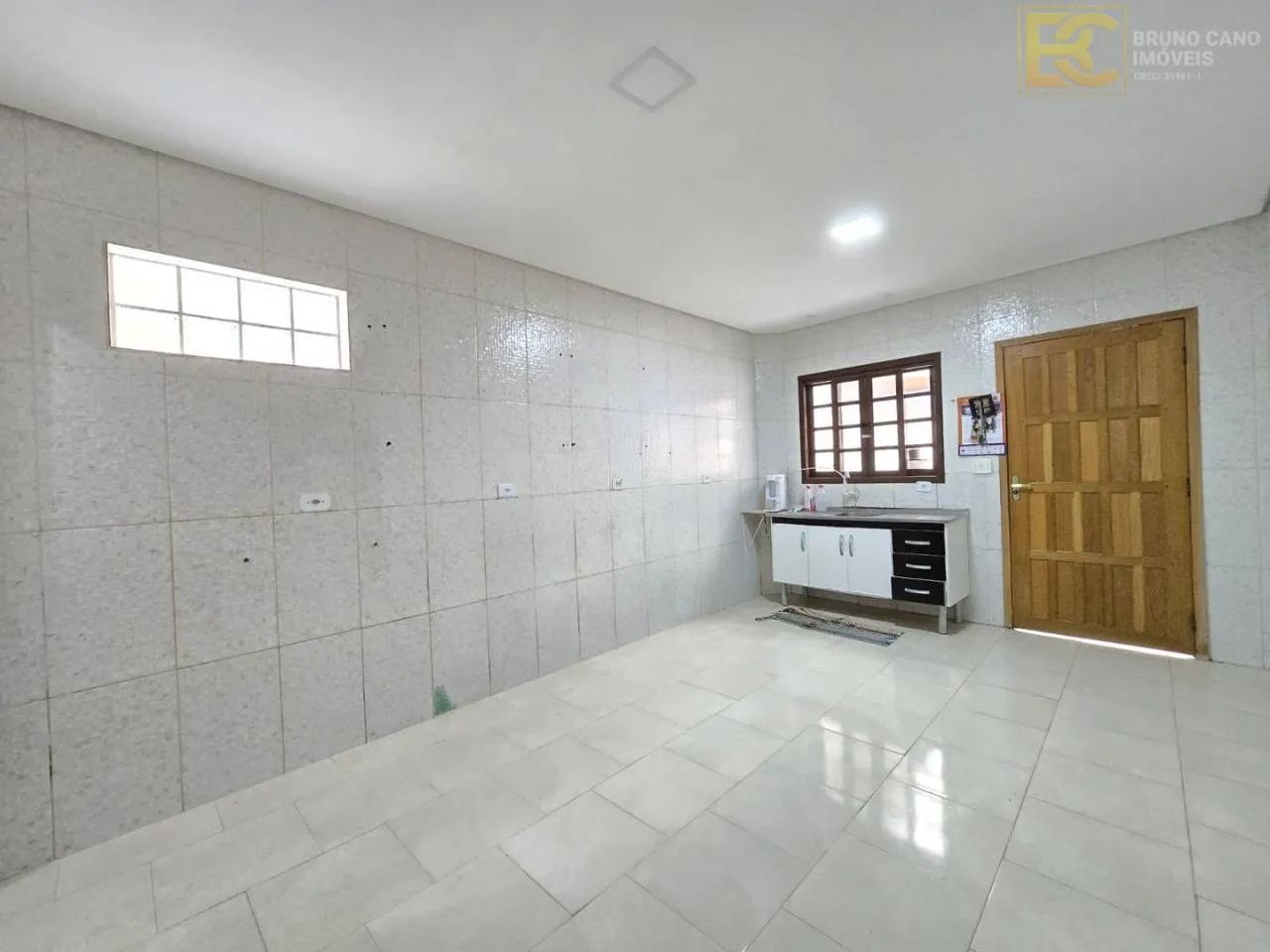 Sobrado com 5 quartos e edícula à venda! - Caraguava - Peruíbe/SP - Foto 4