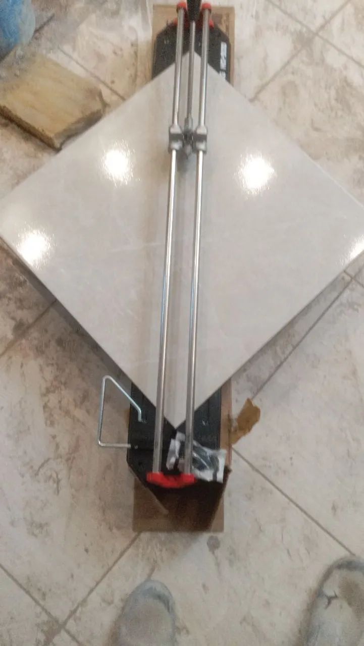 Pedreiro disponível 