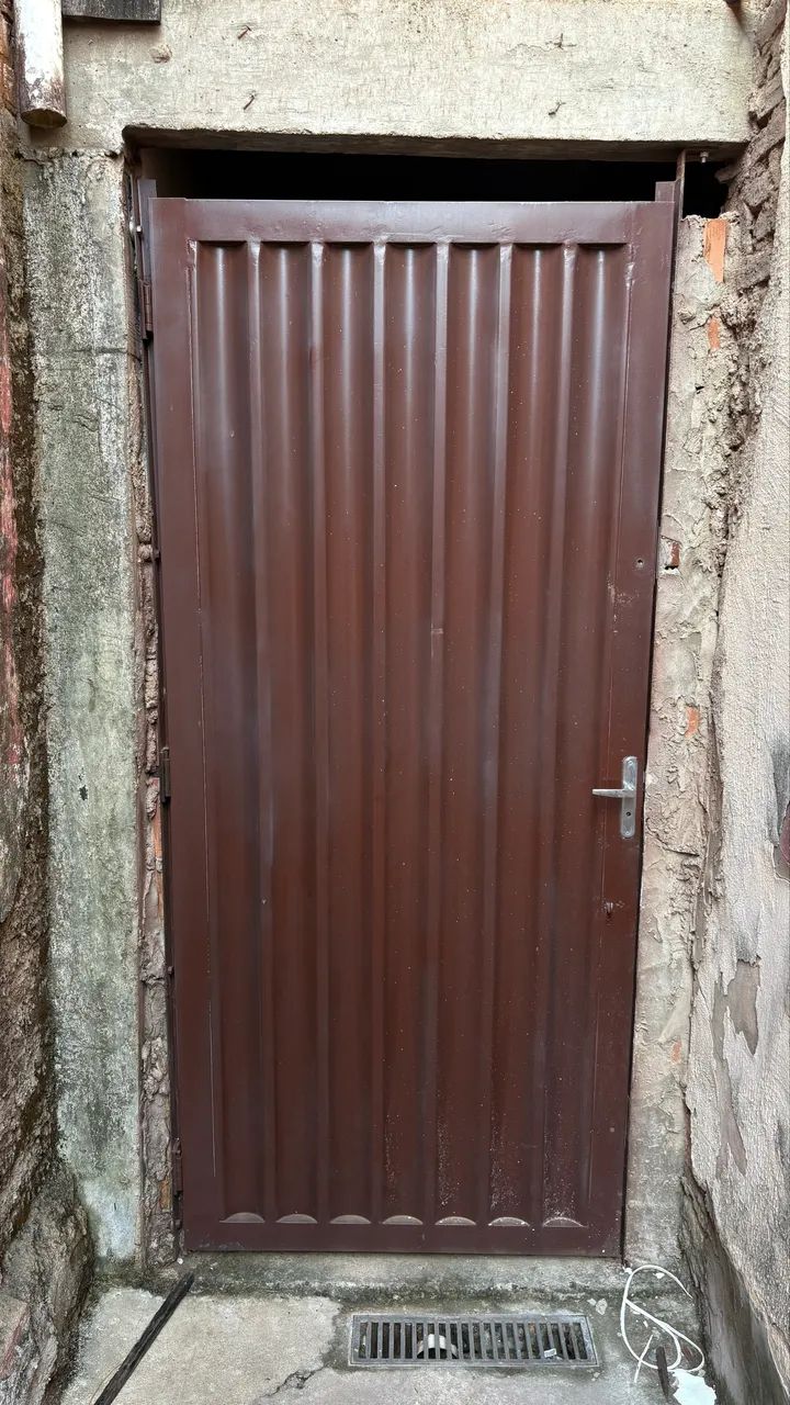 Portão com tetra chave 