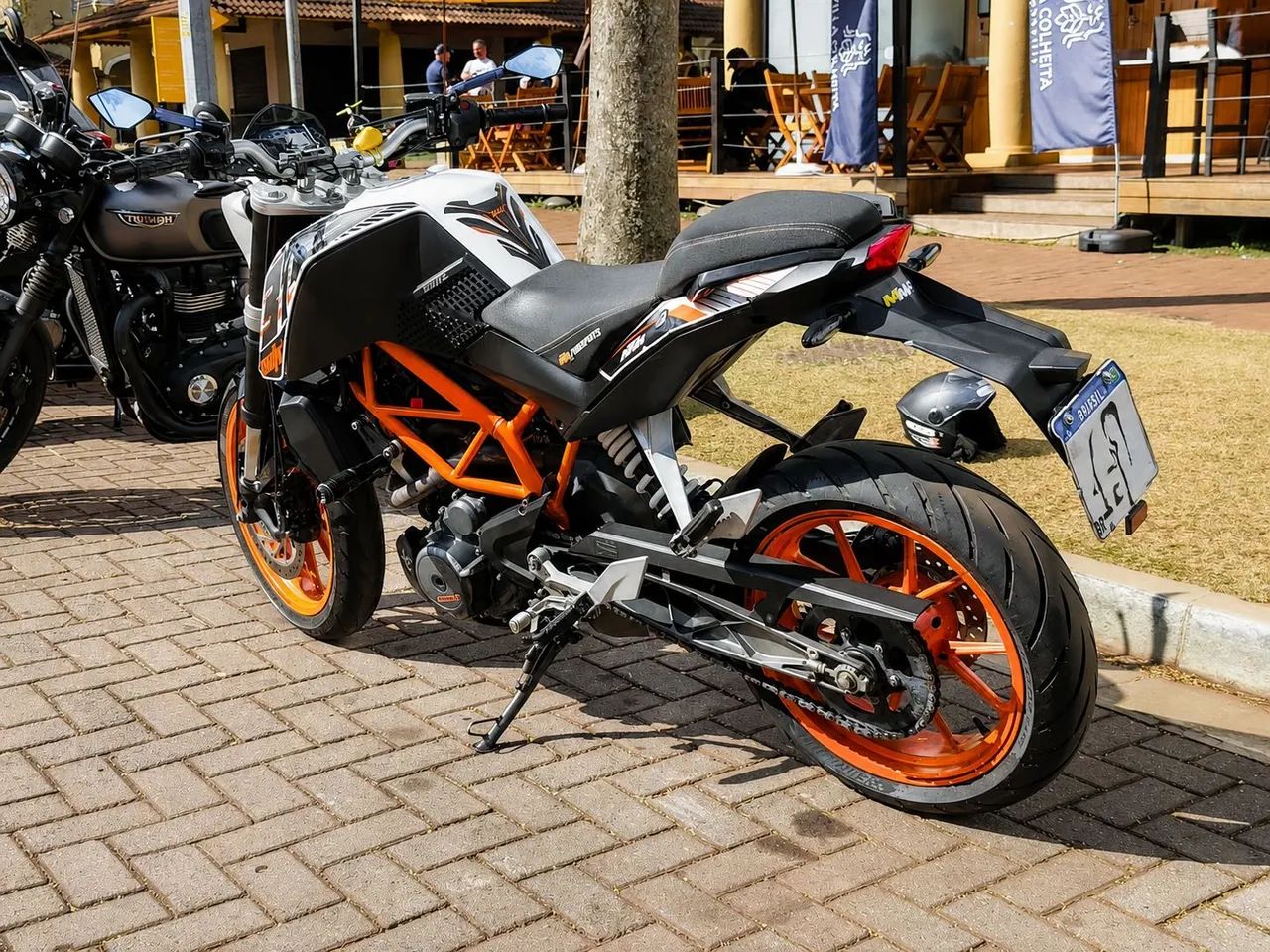 KTM 390
