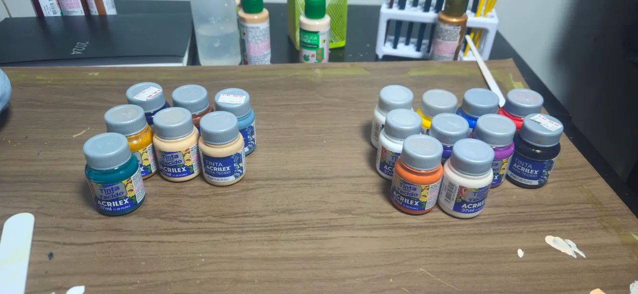 Tinta acrílica para tecido