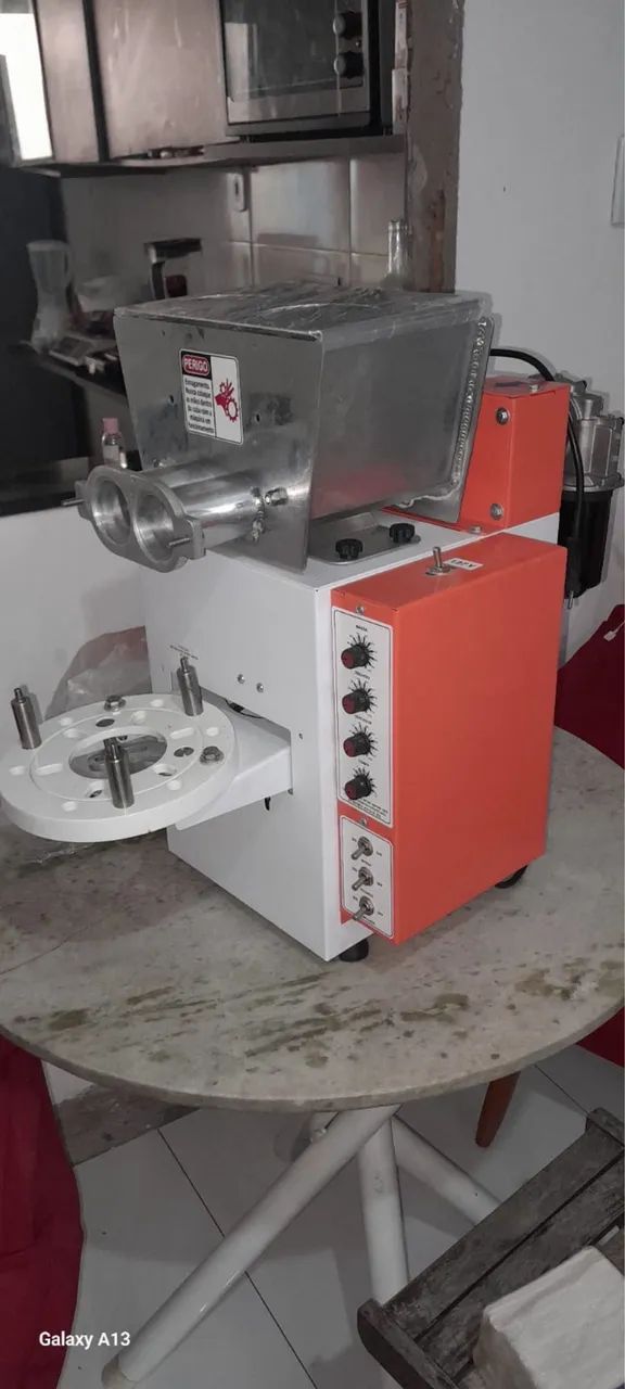 Máquina de Salgados Compacta Print Completa + Bicos para Churros e Salgados - Foto 2
