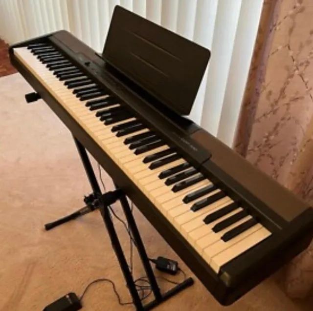 Piano digital Casio CDP - 100