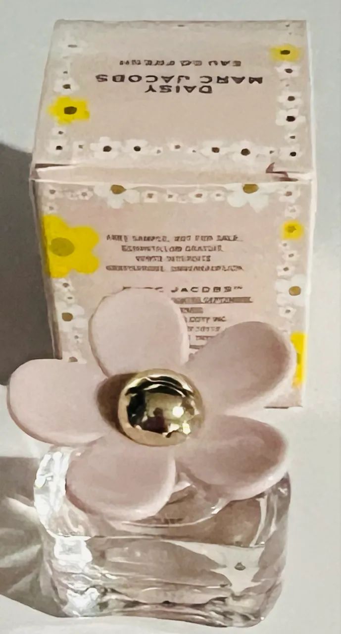 Perfume Daisy Eau So Fresh 4ml miniatura Marc Jacobs  - Foto 2