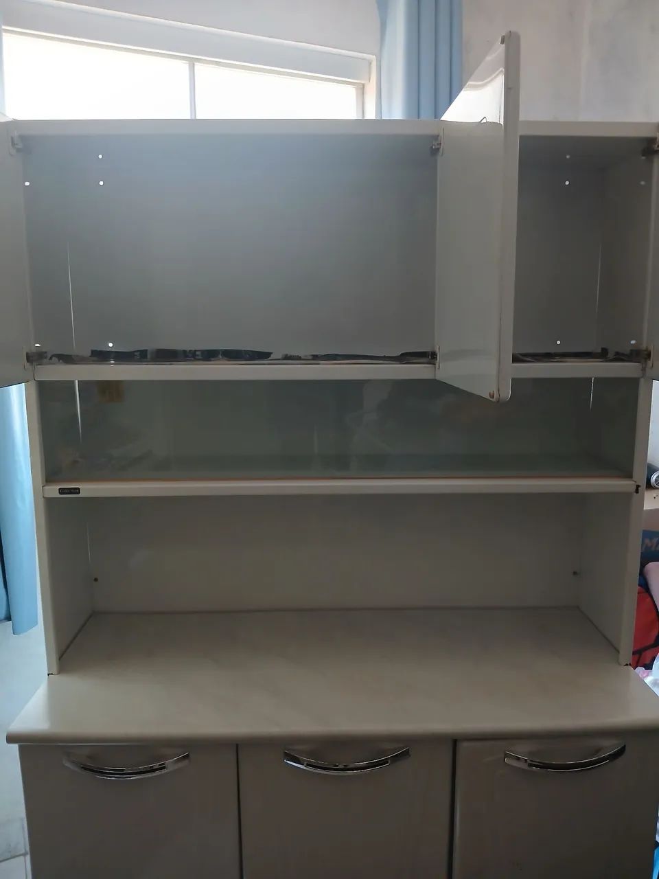 Vendo armário semi novo  - Foto 2