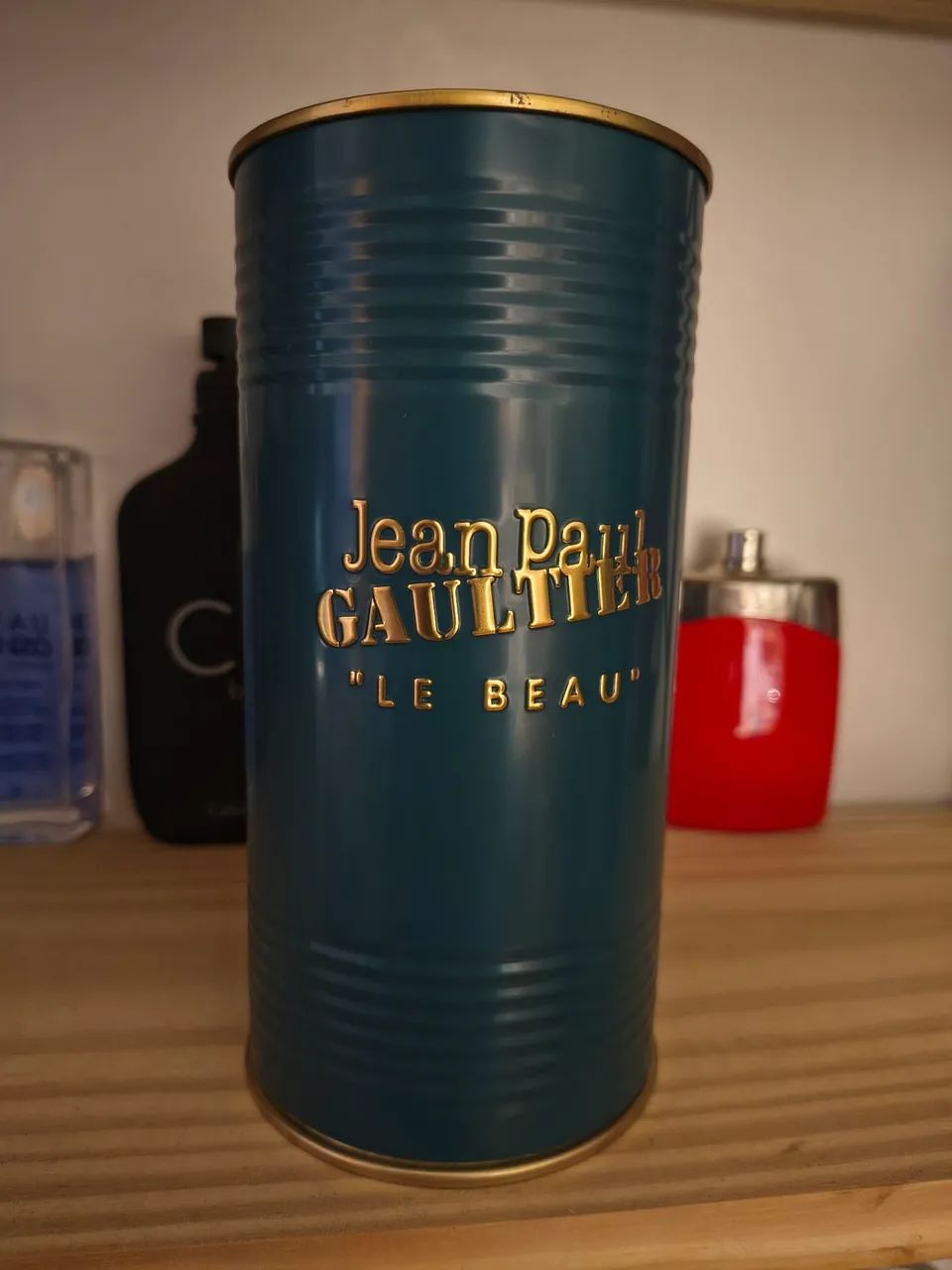 Apresentação Lata Perfume Jean Paul Gaultier Lê beau 
