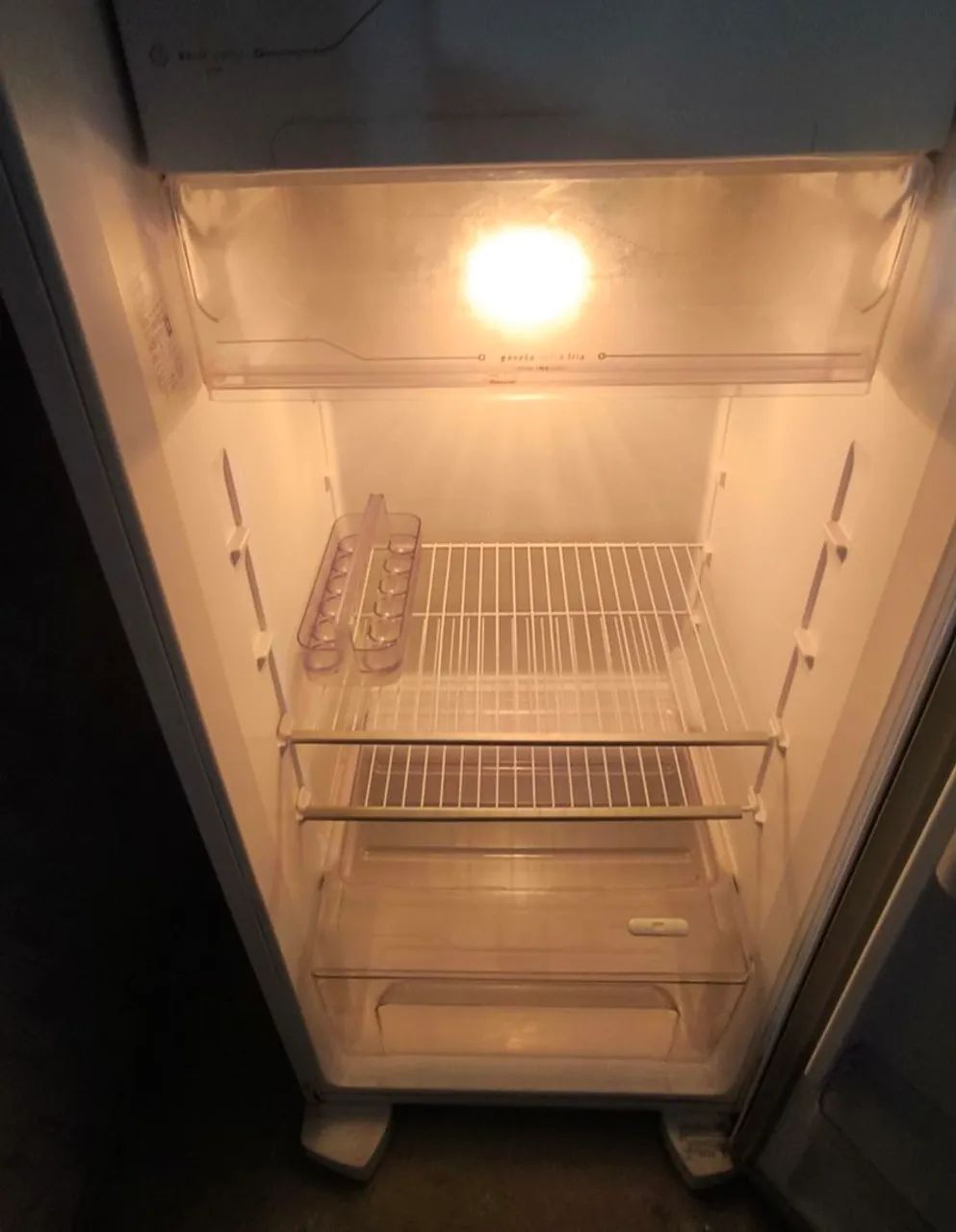 GELADEIRA ELECTROLUX 322L - Foto 4