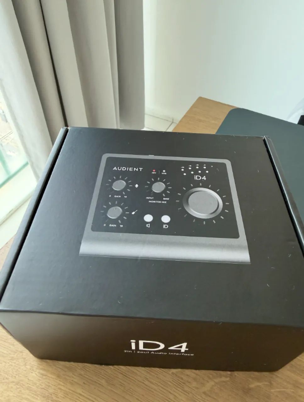 Interface de Áudio Audient iD4 MkII USB-C  - Foto 4