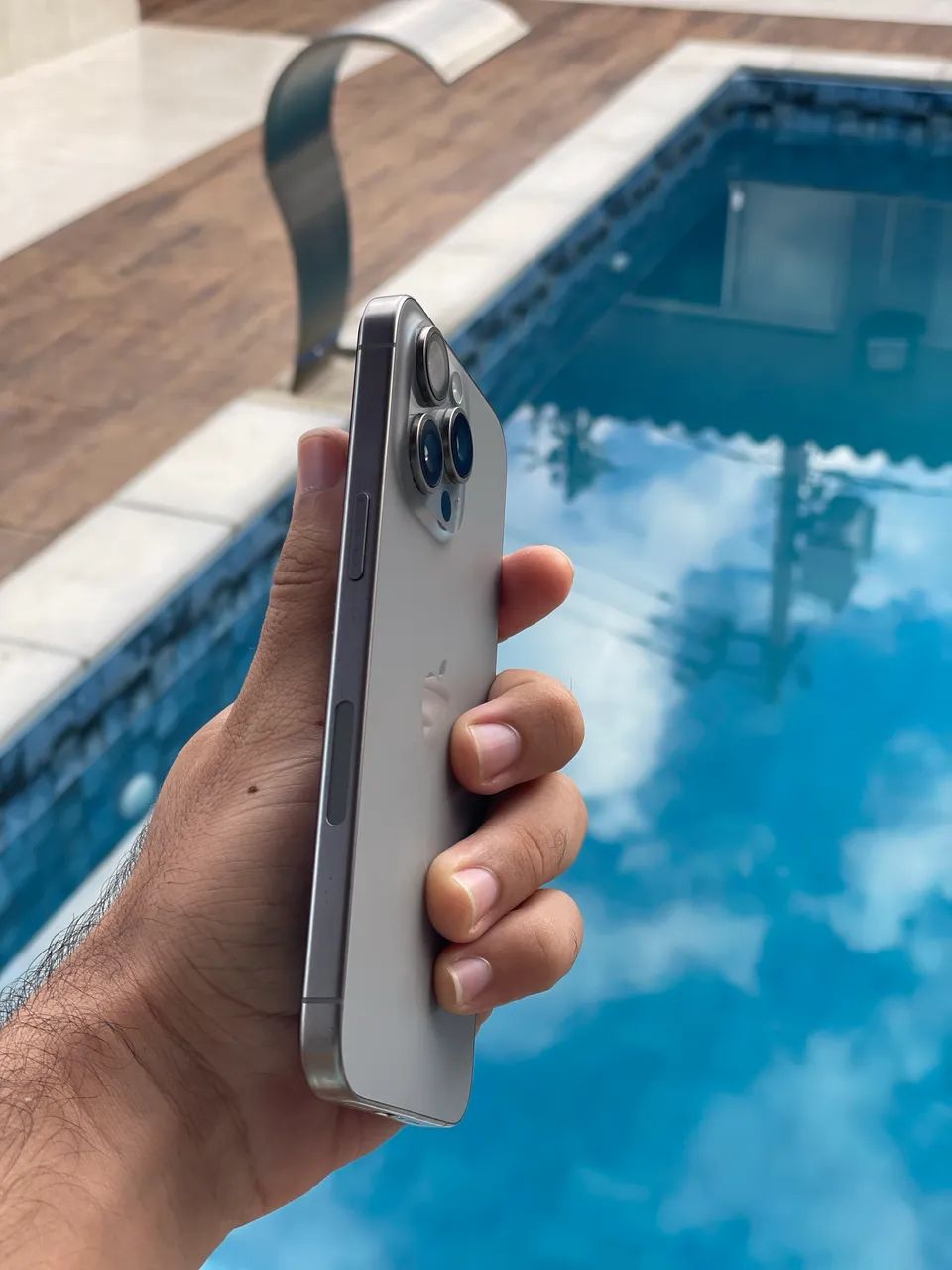 iPhone 15 Pro 128gb com caixa - Celulares e Smartphones - Setor