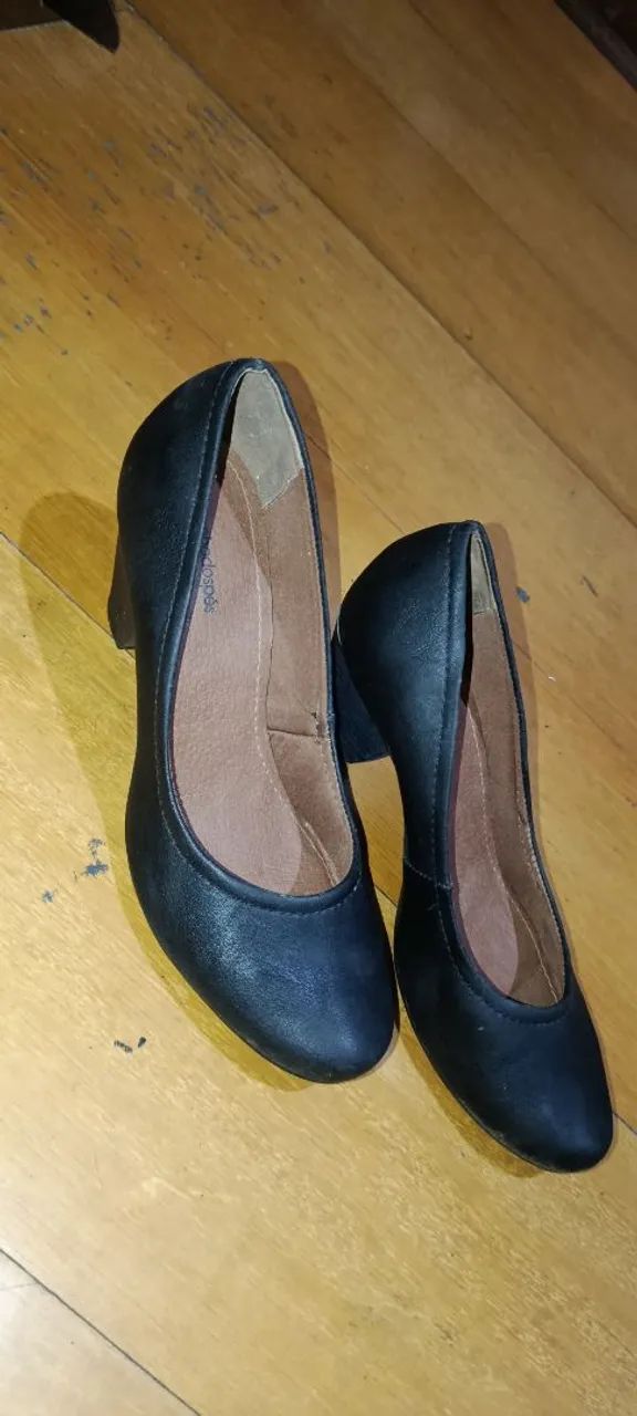 Sapatos em ótimo estado de conservação - Foto 4