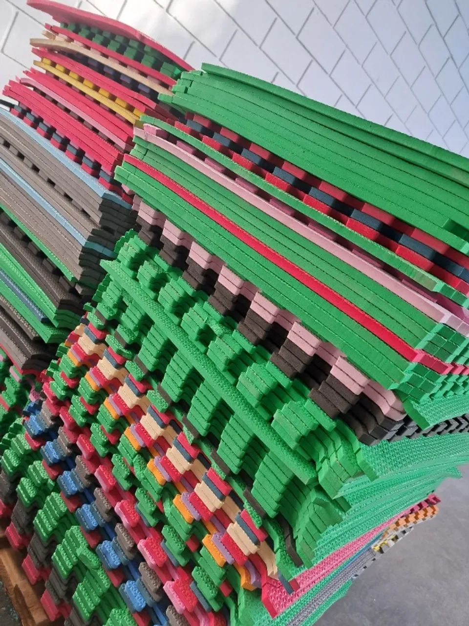 Lote de Tatames EVA com Defeitos de Fabricação 50x50 10mm - Foto 5