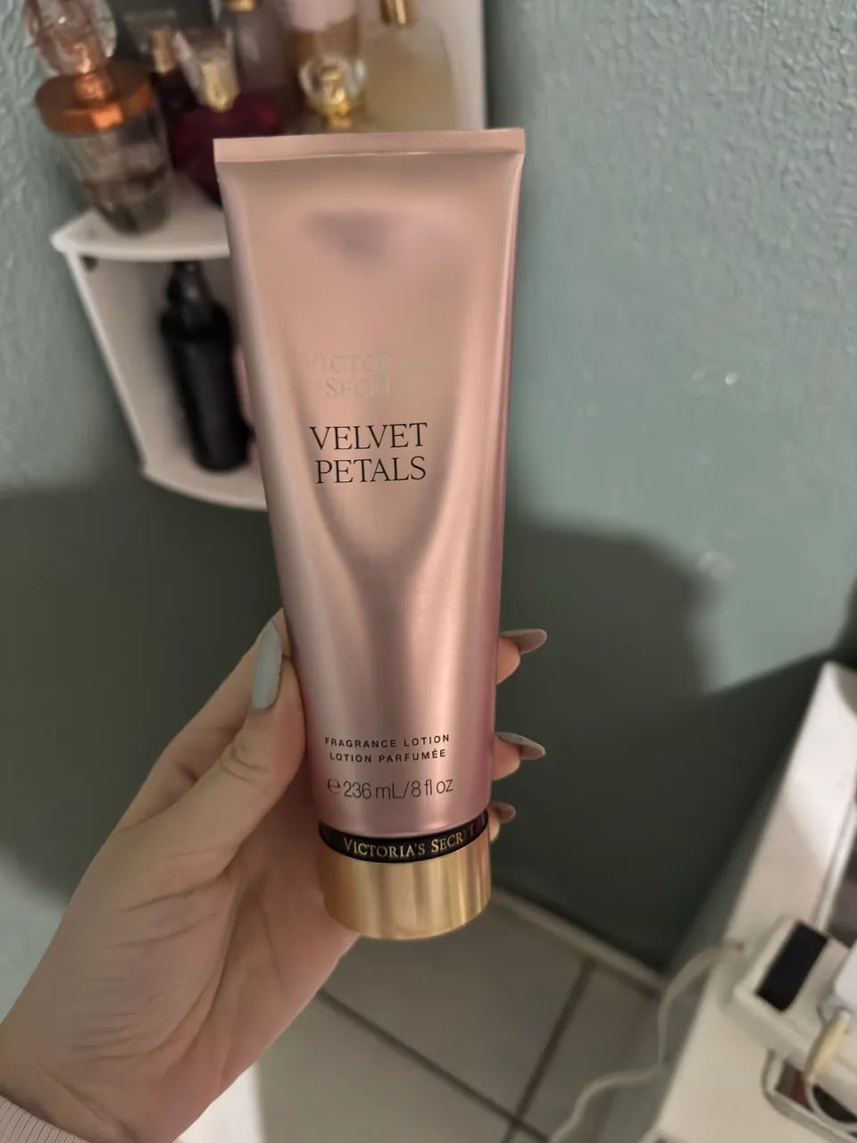 Creme corporal VS! Desapego vanilia e pétalas