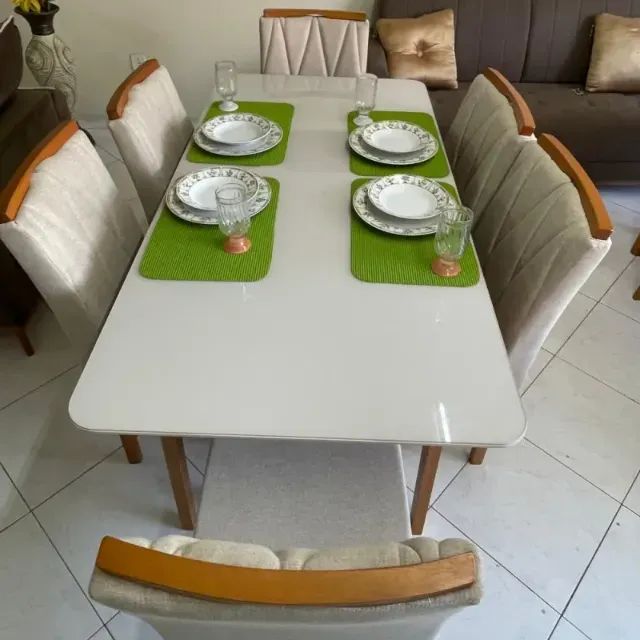 Mesa de jantar 6 cadeiras