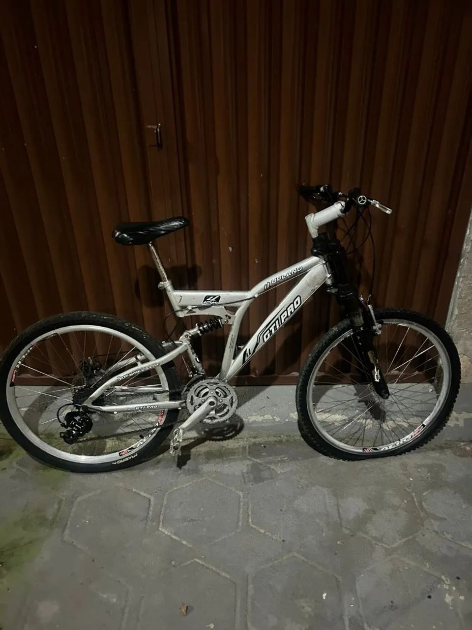 Bicicleta  - Foto 2