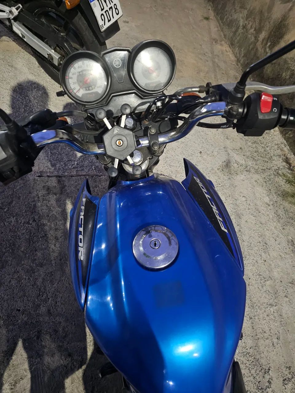 Ybr 125 factor  - Foto 5
