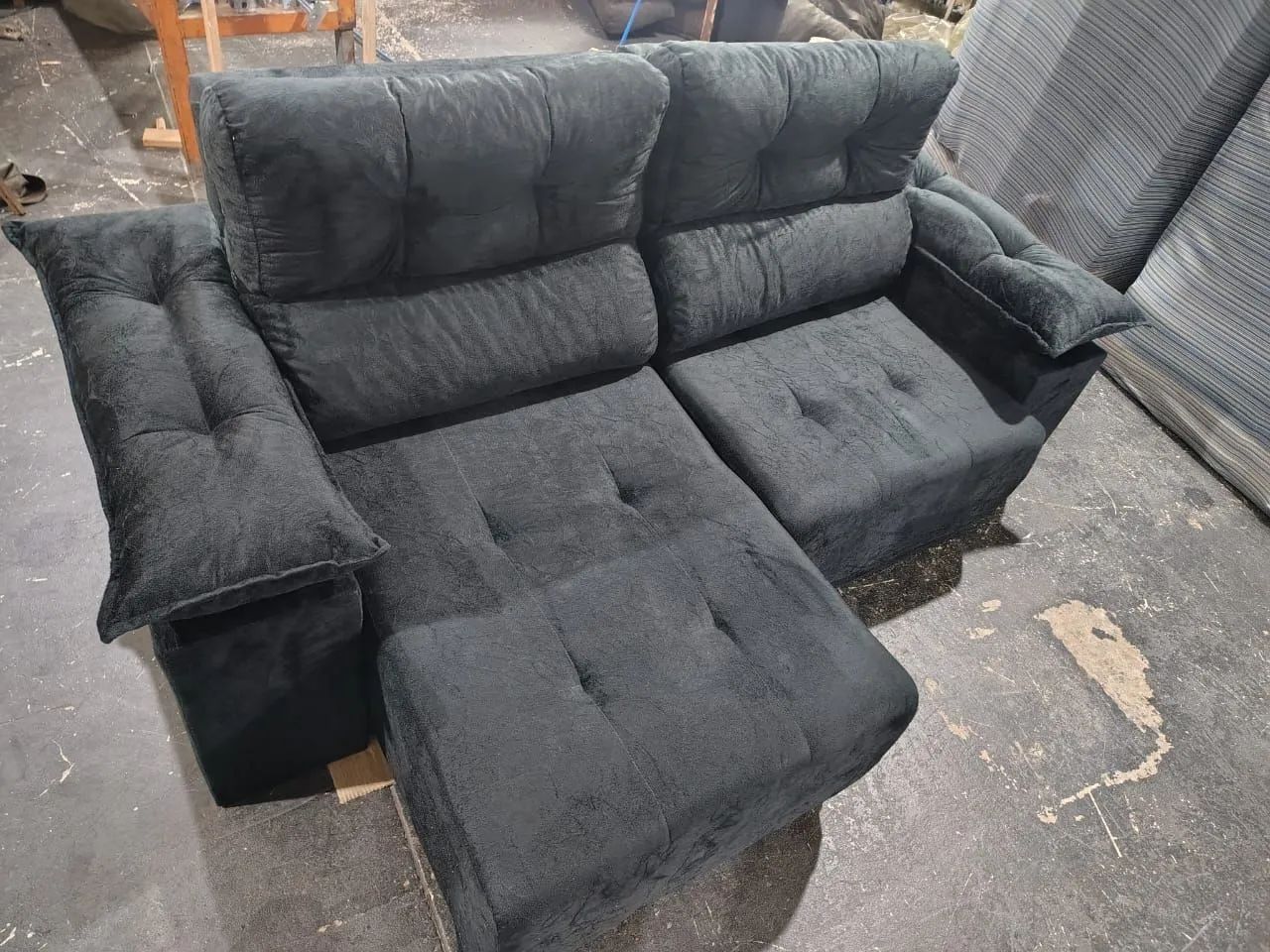 Sofás retrátil e reclinável direto da fábrica  - Foto 2