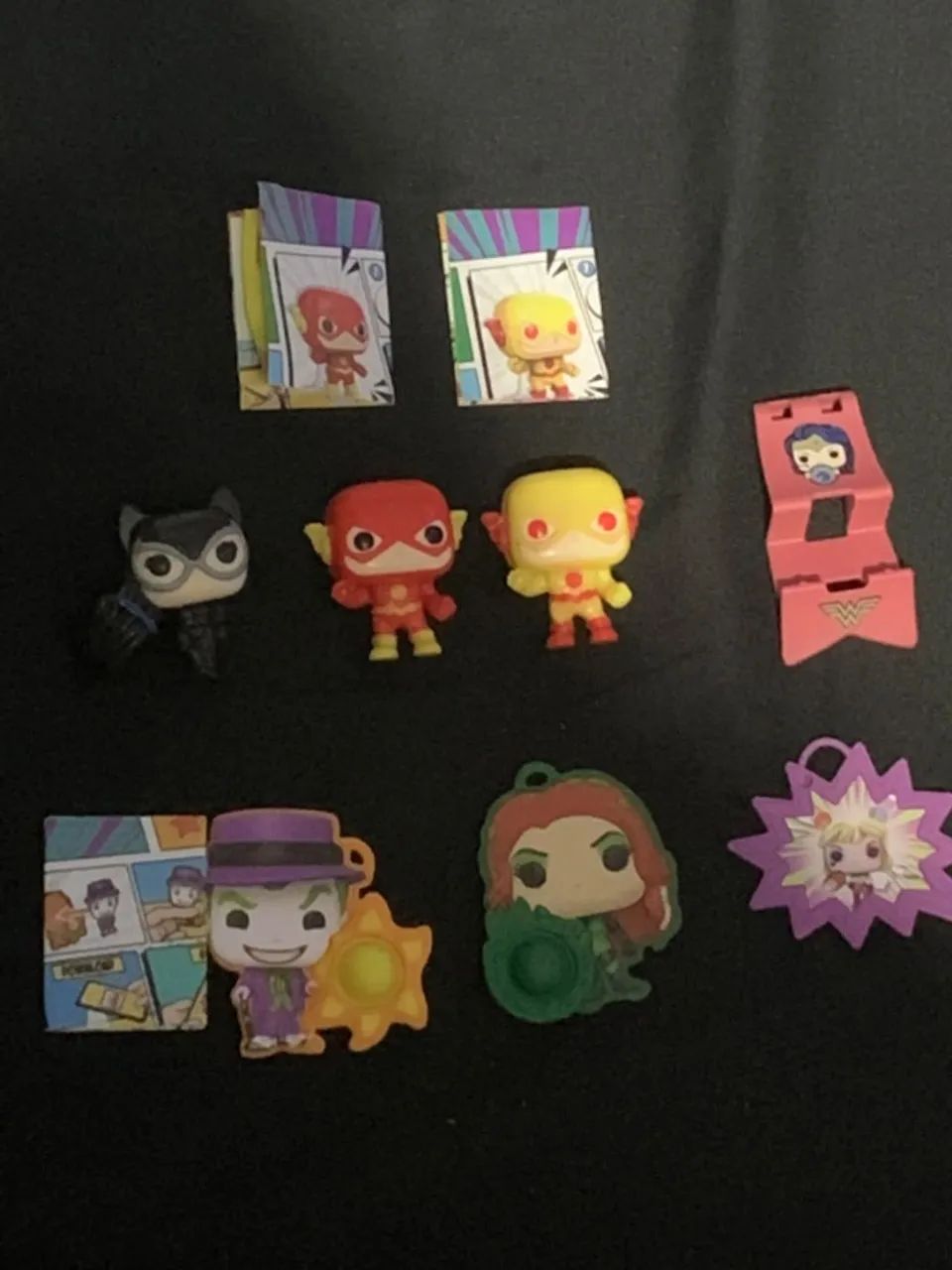 Lote Miniaturas DC Comics Mini Funko Pop Kinder Joy