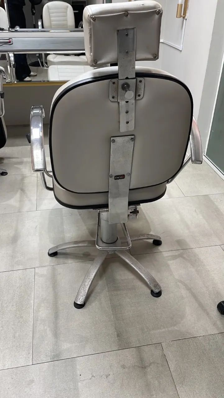 Cadeira de maquiagem reclinável - Foto 2