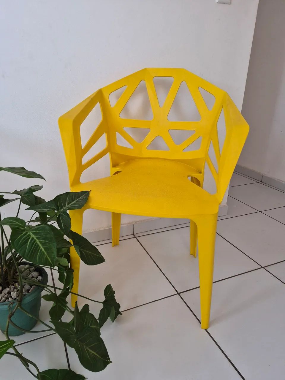 Cadeiras amarelas tipo lounge - Foto 2