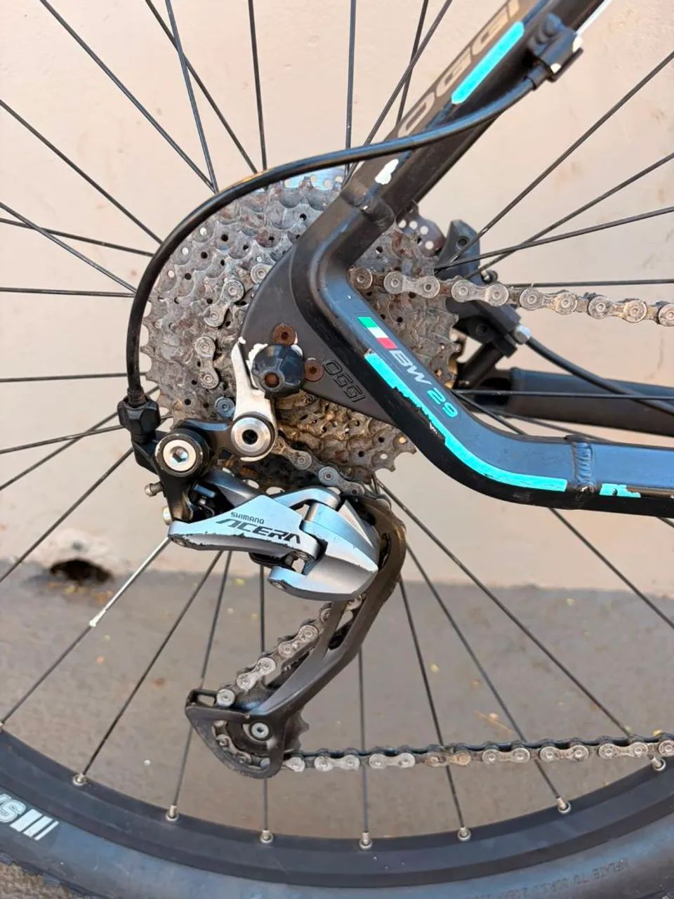 Bicicleta Oggi 7.1 kit Shimano Acera  - Foto 3