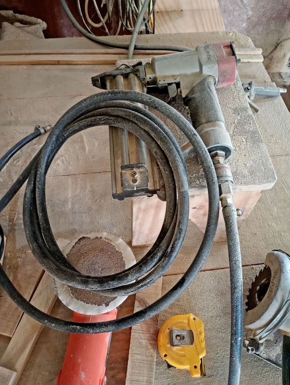 Compressor 25 litros 27 volta + muito mercadoria  - Foto 4