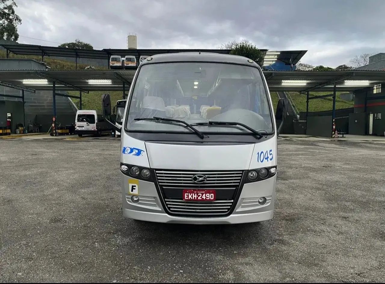 MARCOPOLO VOLARE W8 ON 2010/2011