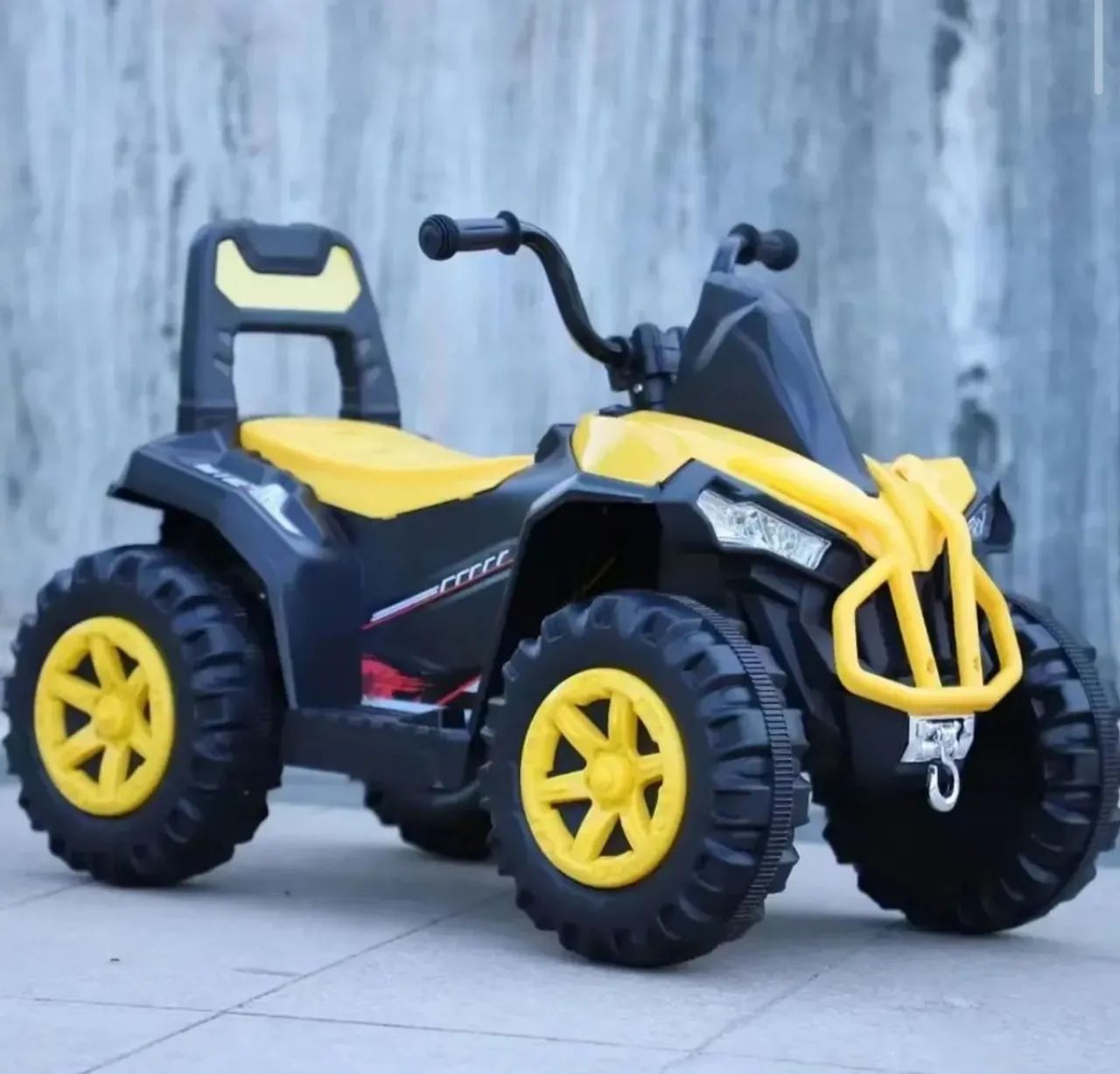 Quadriciclo elétrico infantil  
