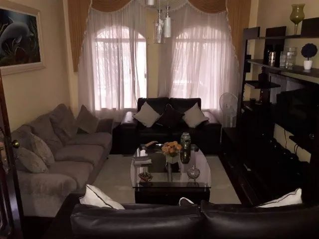 Linda Casa abaixo do preço próximo ao metrô!!! - Foto 2