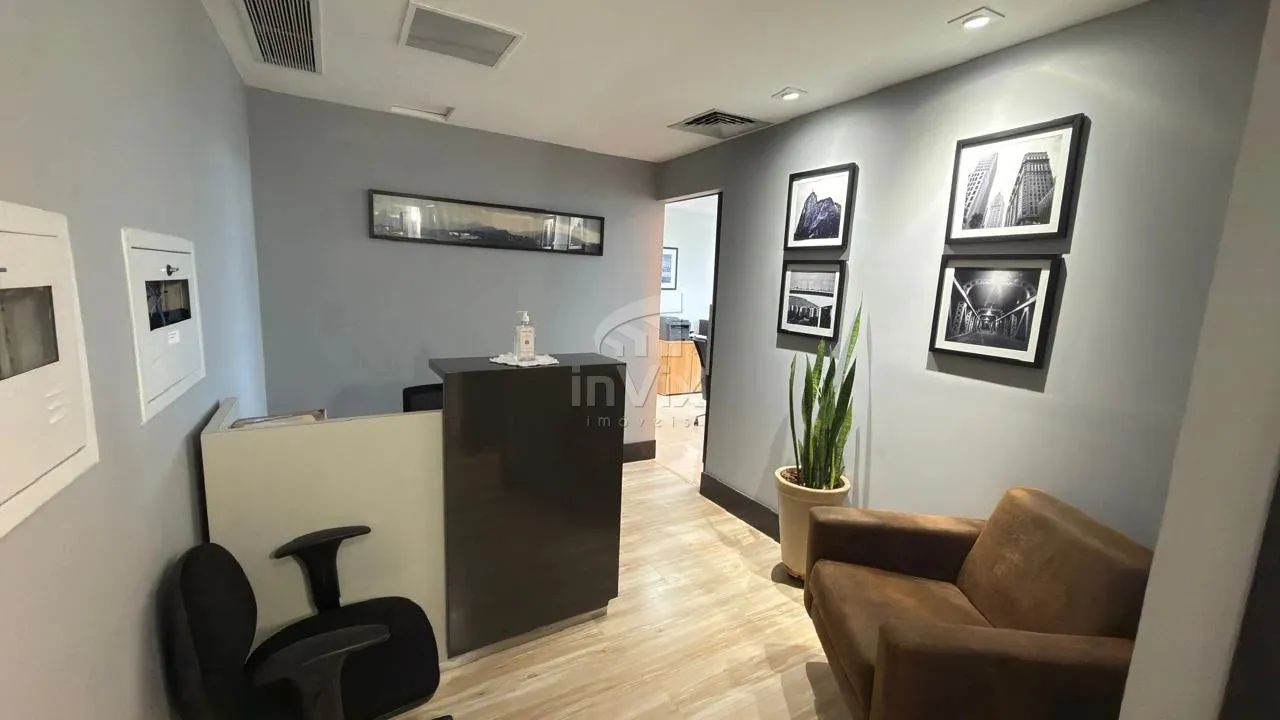 Sala comercial, frente, sol da manhã! Ed Work Center na Enseada do Suá - Foto 4
