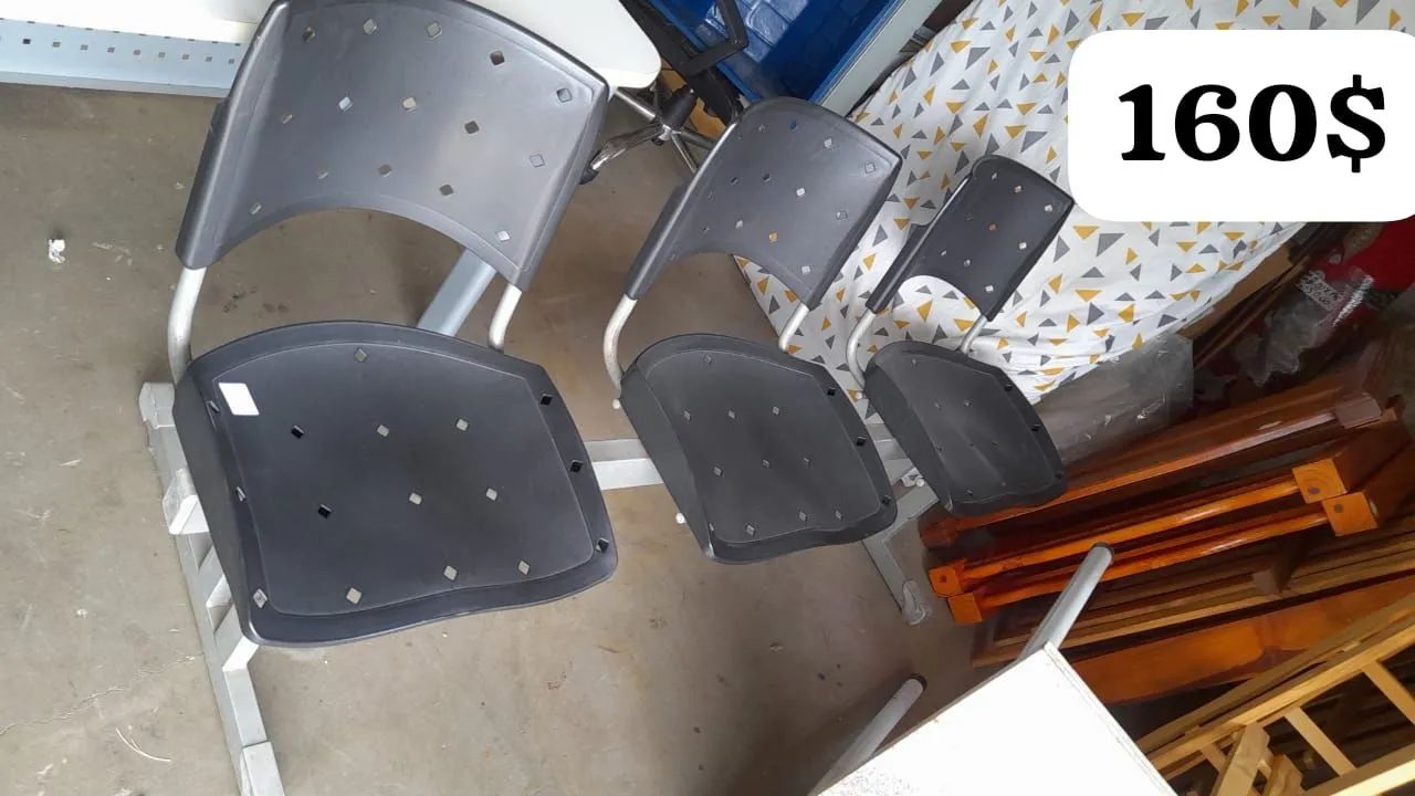 Banco triplo com 3 cadeiras