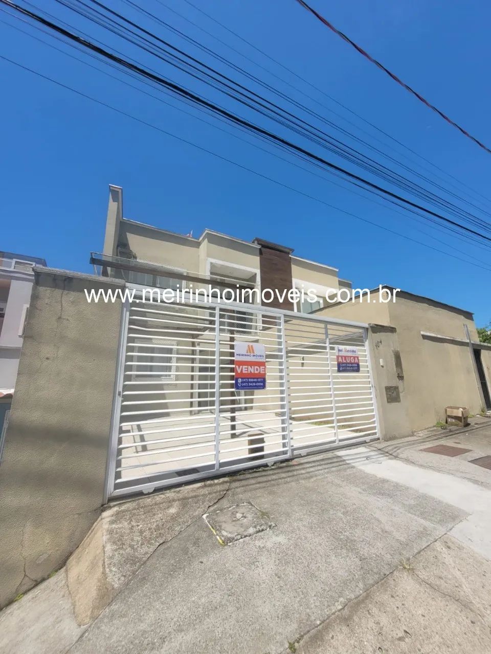 Casa à venda em Joinville-SC, bairro Floresta: 2 quartos, 1 banheiro, 65,00 m² de área. Ve - Foto 2