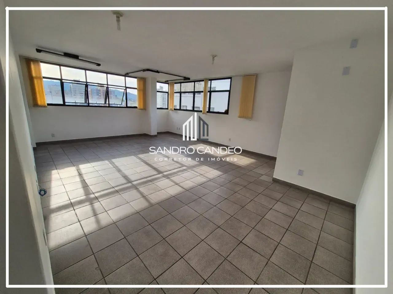 Sala Comercial Aérea para venda com 45 m² no Centro - Criciúma - SC - Foto 2