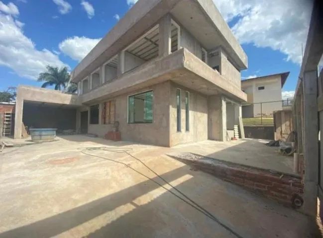 CASA ARNIQUEIRA FALTANDO ACABAMENTO