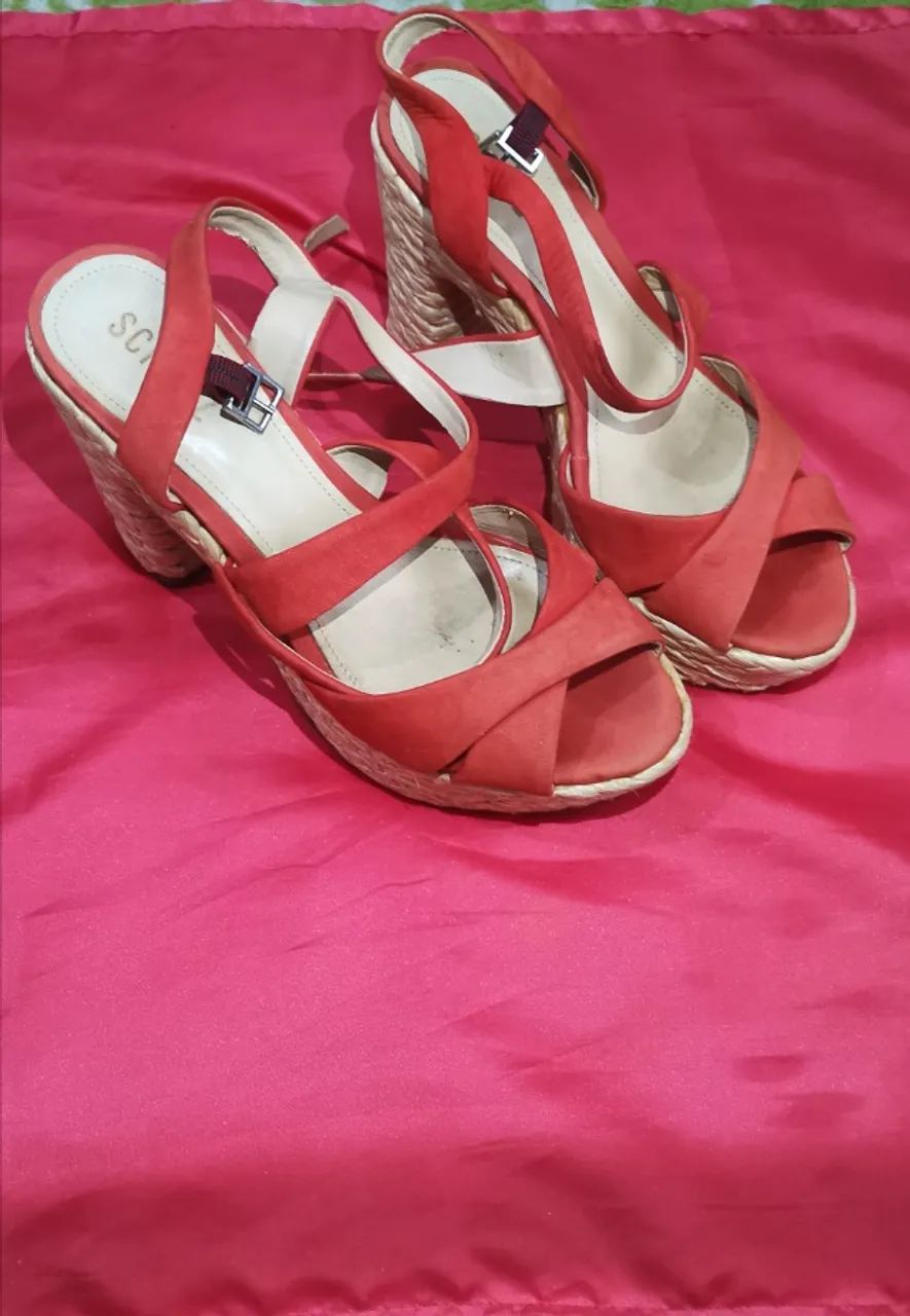 Sandália Plataforma Schutz - Foto 2