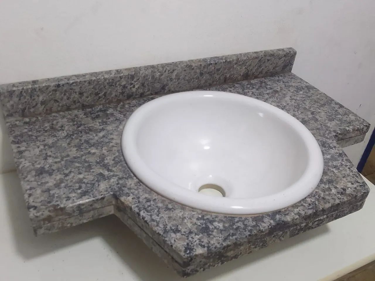 Lavatório Granito Cuba de Louça Redonda Pronto para ser Instalado - Foto 2
