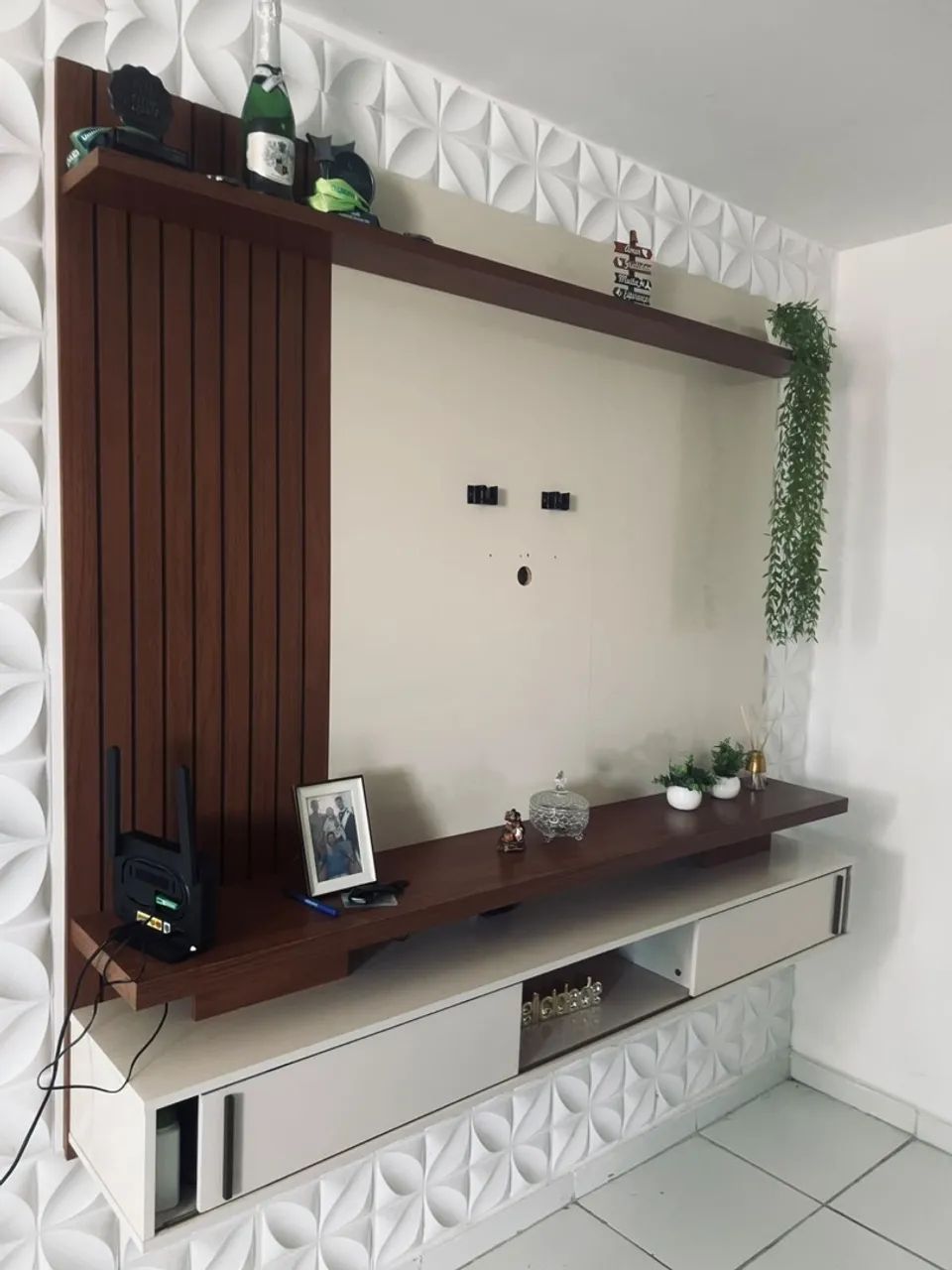 Painel de TV Planejado com Rack - 1.80m 