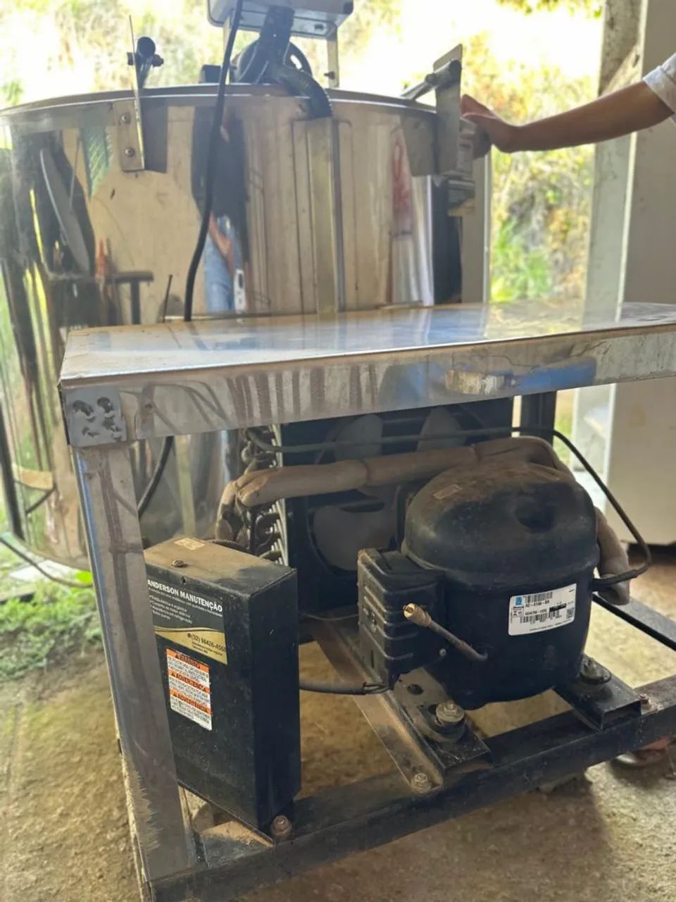 Tanque resfriado de leite 350 litros - Foto 4