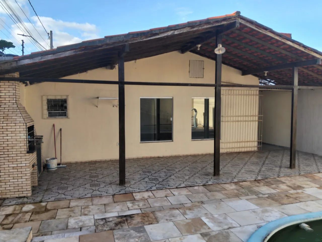 Casa com 2 quartos piscina recém reformado  - Foto 3